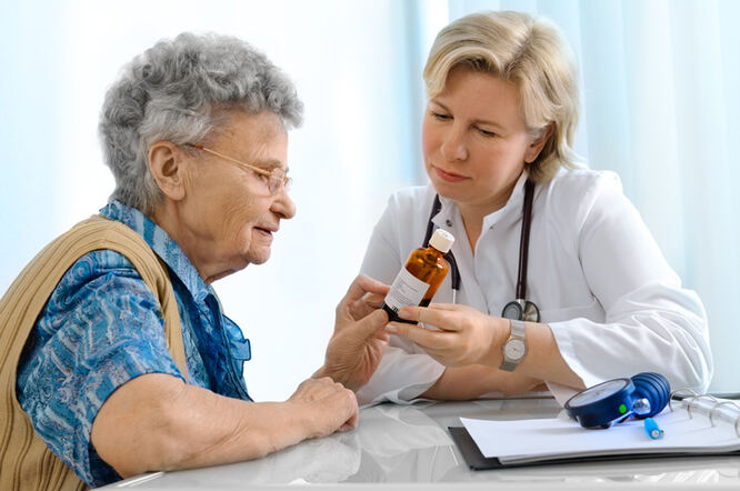 Lijekovi za snižavanje krvnog tlaka povezani s većim rizikom od prijeloma među štićenicima domova za starije osobe