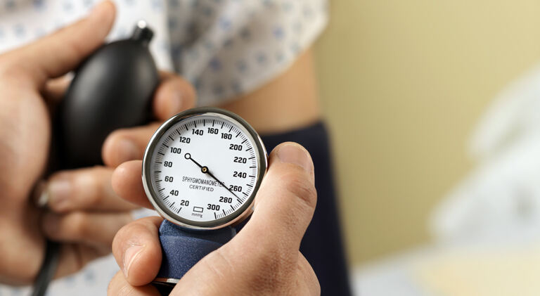 Što je hipertenzija i kako nastaje? 