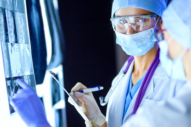 Antibiotici mijenjaju crijevne bakterije kako bi pomogli zacjeljivanju mozga