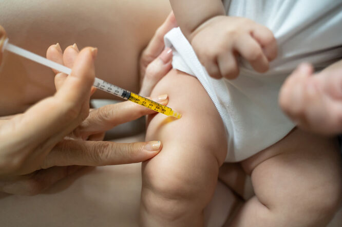Antibiotici u dojenačkoj dobi mogu oslabiti odgovor na cjepiva za djecu