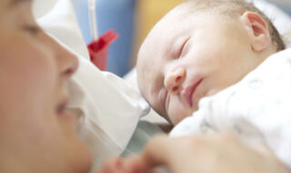 Dojenje i trudnoća povezani s poboljšanom kognitivnom funkcijom u postmenopauzi