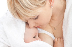 Dojenje ipak ne štiti majke od relapsa multiple skleroze?
