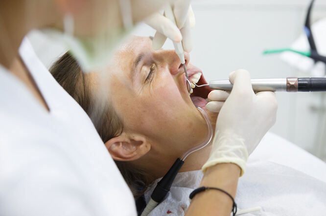 Gastroezofagealna refluksna bolest povećava rizik od parodontitisa