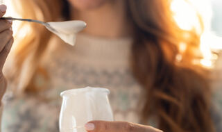 Jogurt, prebiotici i probiotici povezani su s nižim izgledima za rak debelog crijeva kod odraslih osoba
