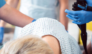 Kolonoskopija i FIT u dobi od 60 godina ranije otkrivaju rak debelog crijeva