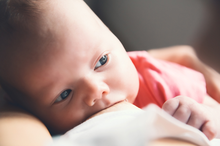 Majčino mlijeko ima važnu ulogu u prevenciji srčanih bolesti kod prijevremeno rođene djece
