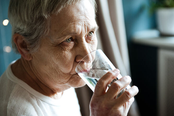 Manji dnevni unos vode povećava razinu hormona stresa