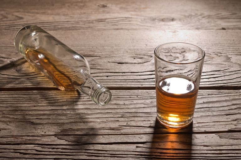 Muškarci ne bi trebali konzumirati alkohol najmanje šest mjeseci prije začeća