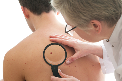 Odgađanje pregleda kože i dijagnoze uzrokuje neizvjesnu budućnost