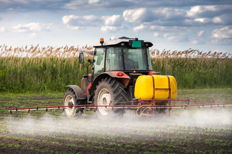 Otkrivena veza između izloženosti pesticidima i povišenog rizika od KOPB-a