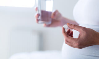 Rutinska terapija acetilsalicilatnom kiselinom povezana s nižom stopom razvoja teške preeklampsije