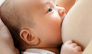 Šećeri u majčinom mlijeku potiču korisnu bakterijsku ravnotežu u crijevima dojenčadi