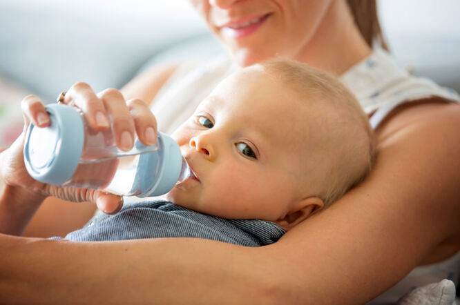 Tjelesna težina majke prije trudnoće mogla bi utjecati na djetetov rizik za astmu i alergije
